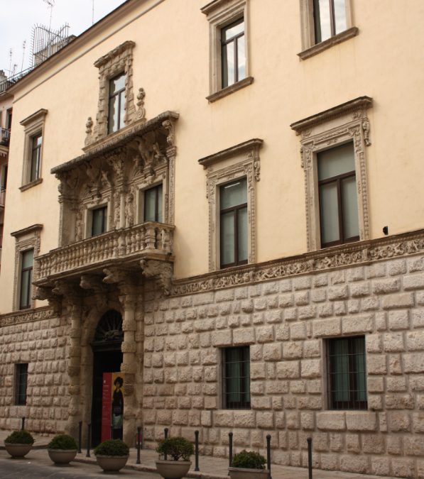 Palazzo della marra a Barletta